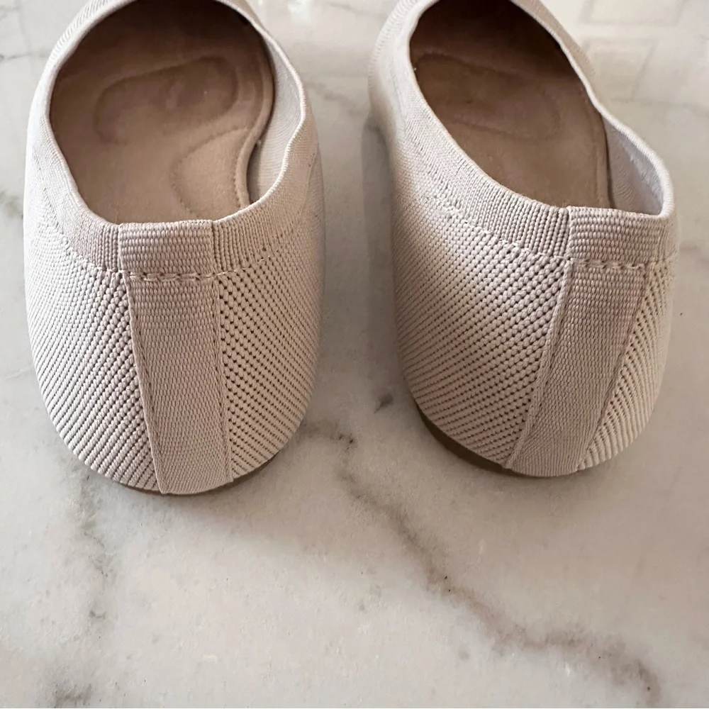 Old Navy “Rothy Style” Pointy Toe Flats - Picture 6 of 8